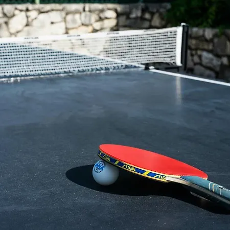 Ξενοδοχείο με διαμερίσματα Rosa 4*