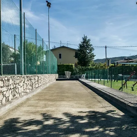 Ξενοδοχείο με διαμερίσματα Rosa 4*