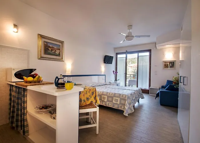 Apart-hotel Rosa 4*
