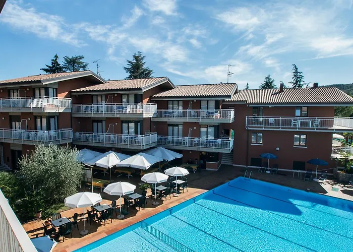 Rosa 4* Garda (Verona)
