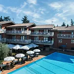 Rosa 4* Garda (Verona)