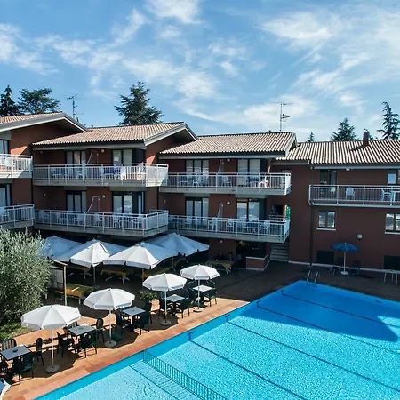 Rosa 4* Garda (Verona)