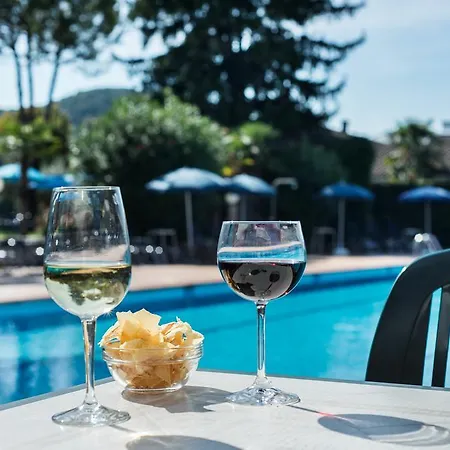 Aparthotel Rosa 4*